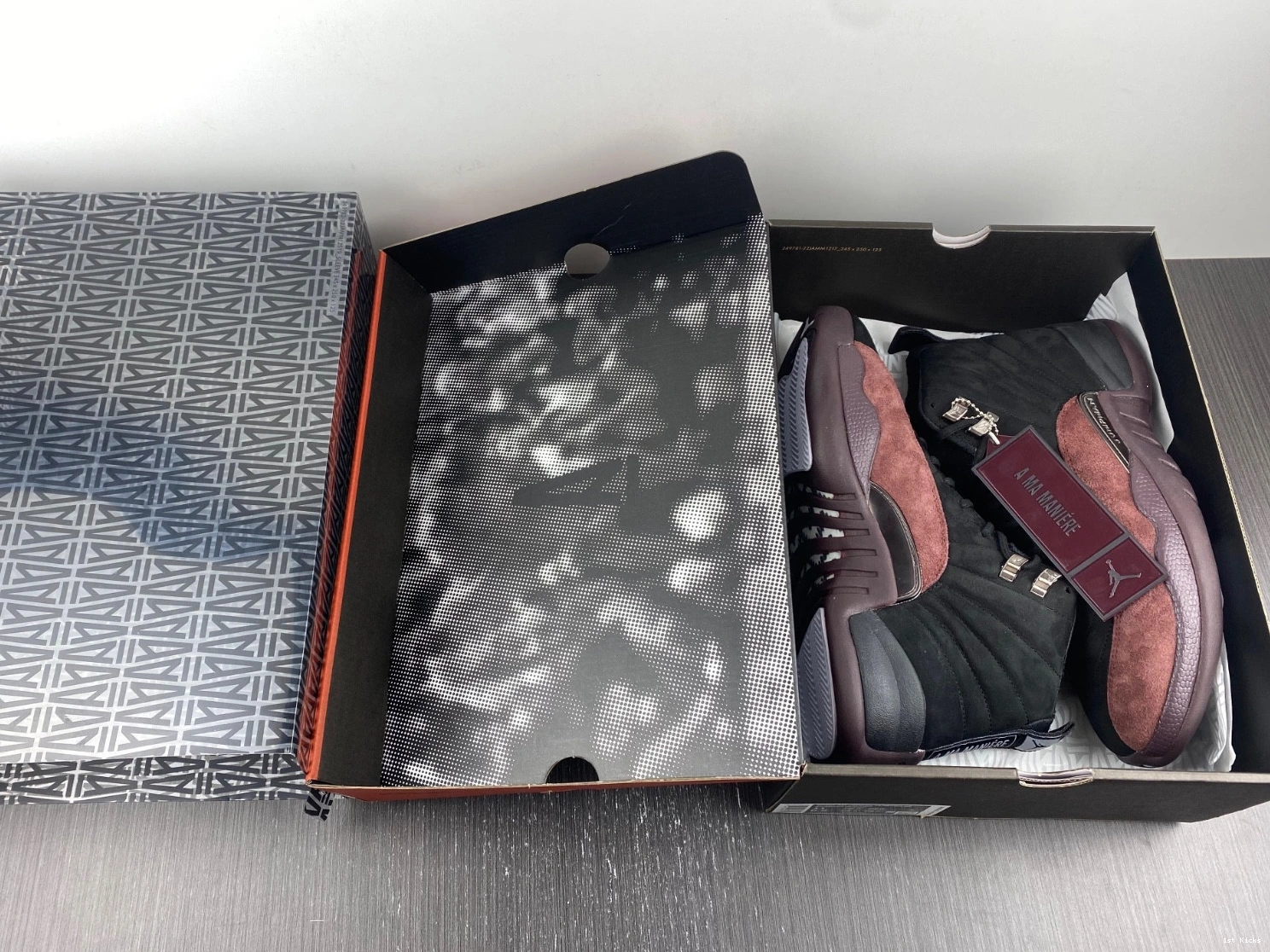 Ma Jordan 12 Retro Black A Maniére DV6989-001 - 0310